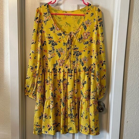 Chelsea & Violet Floral long sleeve Babydoll Dress yellow medium - Picture 2 of 9